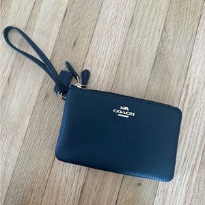 COACH Black Pebbled Leather Double Zip Wristlet Wallet Bag Purse